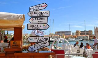 Vilamoura Top Sports Bar - The Hole In One